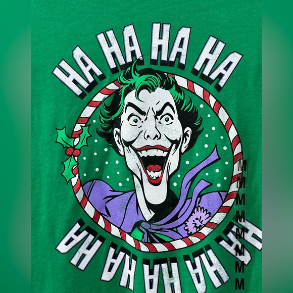 🆕 Batman Joker T-shirt size medium - Picture 2 of 5